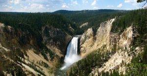 Yellowstone facts and information