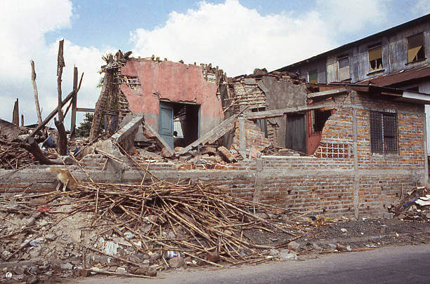 Top 10 Countries Most Vulnerable To Earthquakes - Hit List - EL SALVADOR
