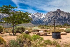Alabama-Hills-Recreation-Area—at-the-base-of-the-Eastern-Sierras