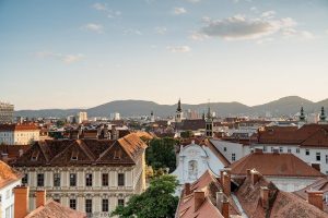 Pickpocketing-and-Theft-Risks-in-Austria-MEDIUM