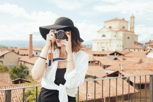 Risks-for-Women-Traveling-Alone-in-San-Marino-LOW