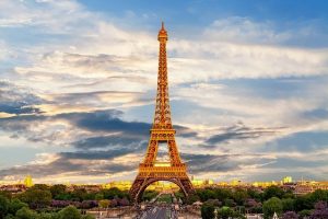 Summer-Holidays-Top-10-Countries-Best-for-Summer-Vacation-Trips-FRANCE
