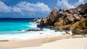 Swimming-Risk-in-Seychelles-MEDIUM-to-HIGH