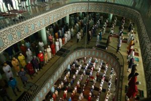 Top-10-Beautiful-Biggest-Mosques-in-the-World-Hit-List-BAITUL-MUKARRAM