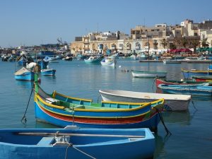 Risks-for-People-Traveling-With-Children-in-Malta-LOW